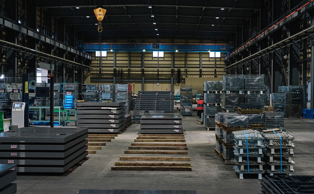 採用情報のお知らせ 栄産業｜時代のニーズに応え鉄と共に歩み続ける